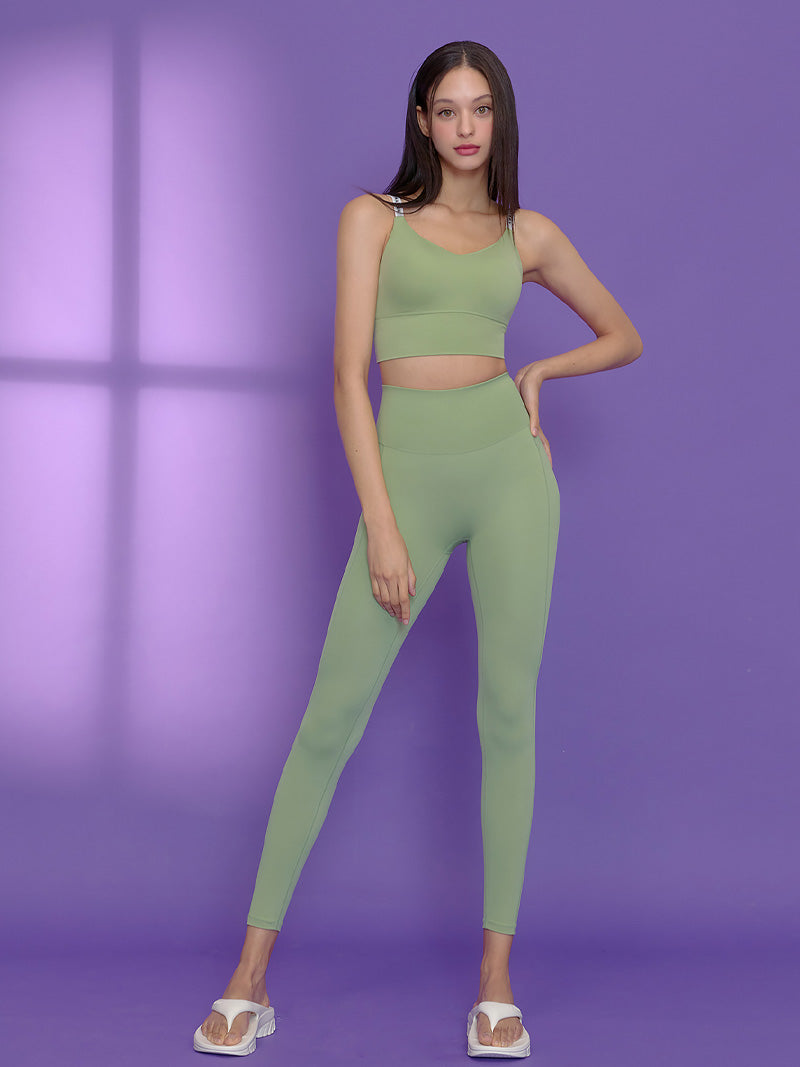 全方位水陸涼爽一體成型胸墊上衣｜共10色｜WT4361G