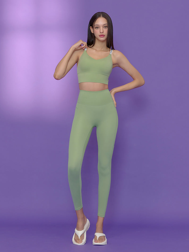 全方位水陸涼爽一體成型胸墊上衣｜共10色｜WT4361G